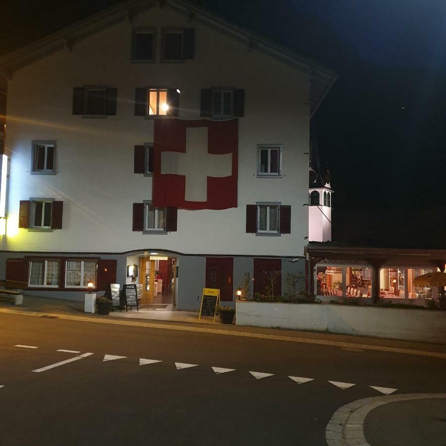 Buongustaio1 Zimmer Mit Ensuite T&B Morschach Bagian luar foto